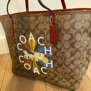CITY TOTE IN SIGNATURE CANVAS WITH COACH RADIAL RAINBOW (COACH C6813) with Tags